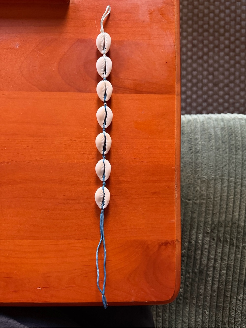 Shell Bracelet - Picture 3 of 3